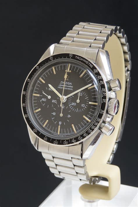 vintage omega speedmaster 321 watch.